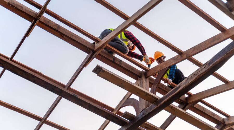 Professional gutter cleaning services in Prairie Home, MO